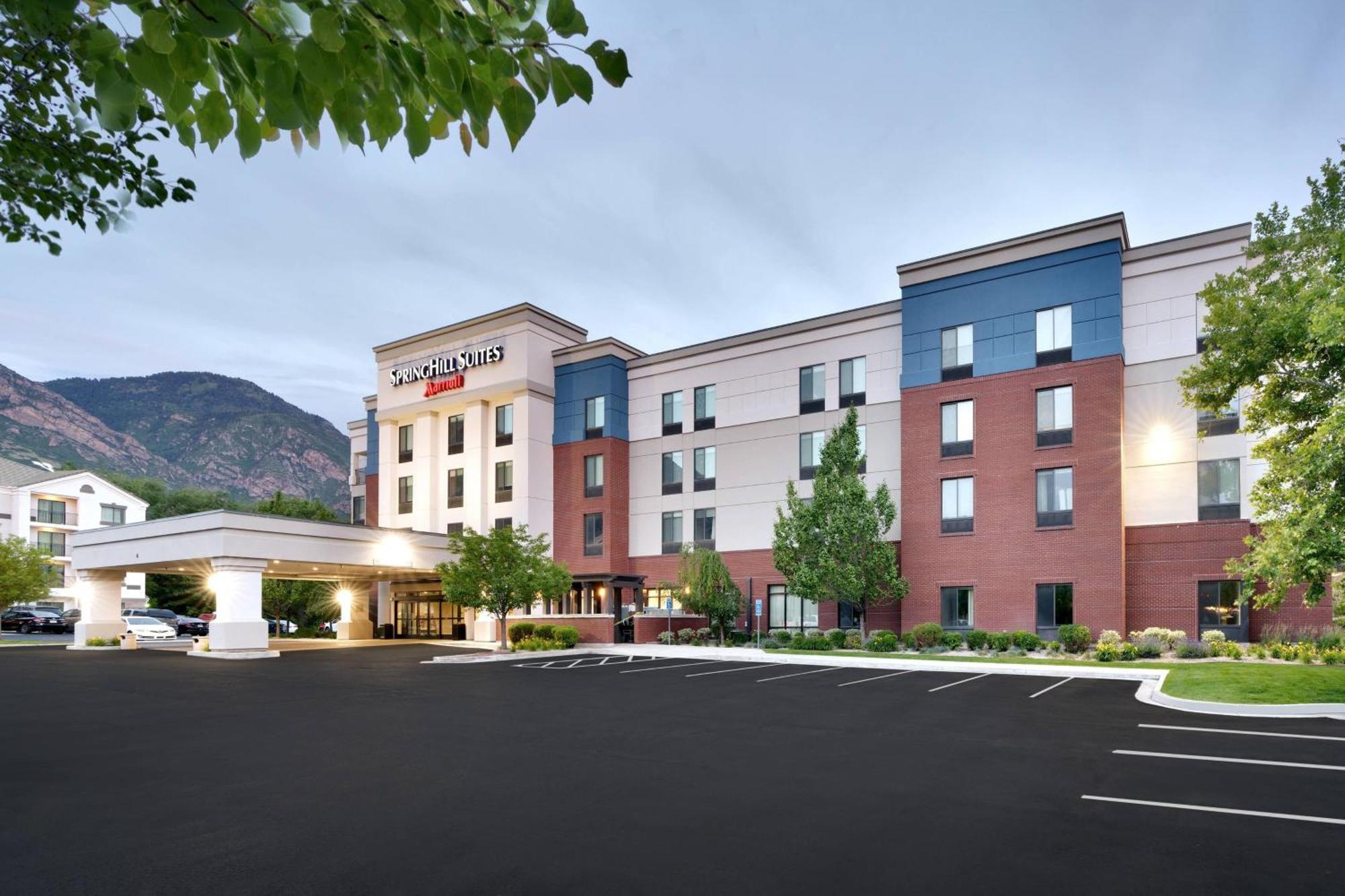 Springhill By Marriott Hotel 3*
